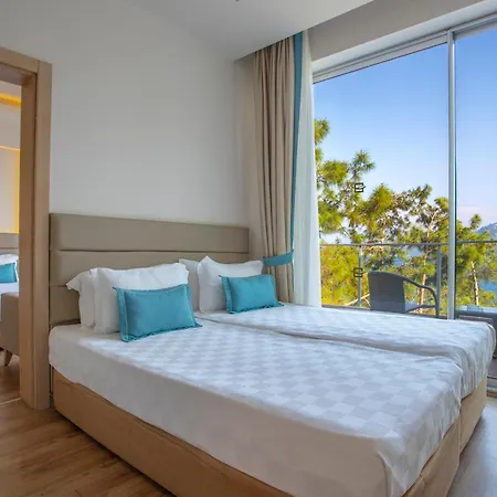Orka Lotus 5* Marmaris